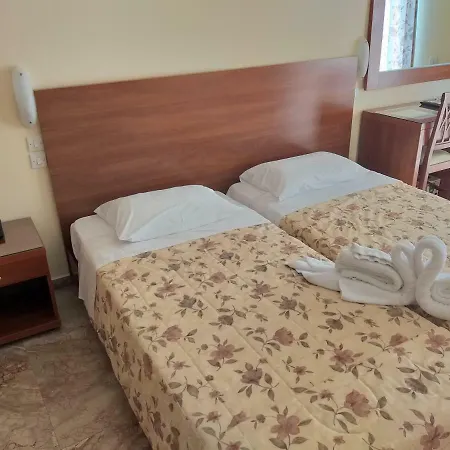 Sofia 4* Tolón