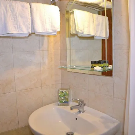Hotel Sofia 4*
